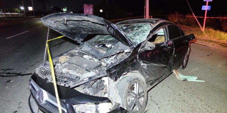 Muere dentro de Mercedes Benz al ser embestido por tráiler en Nuevo Laredo