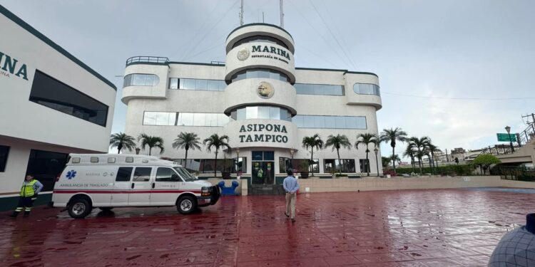 Dan de baja a 30 elementos de la ASIPONA en Tampico por huachicol fiscal